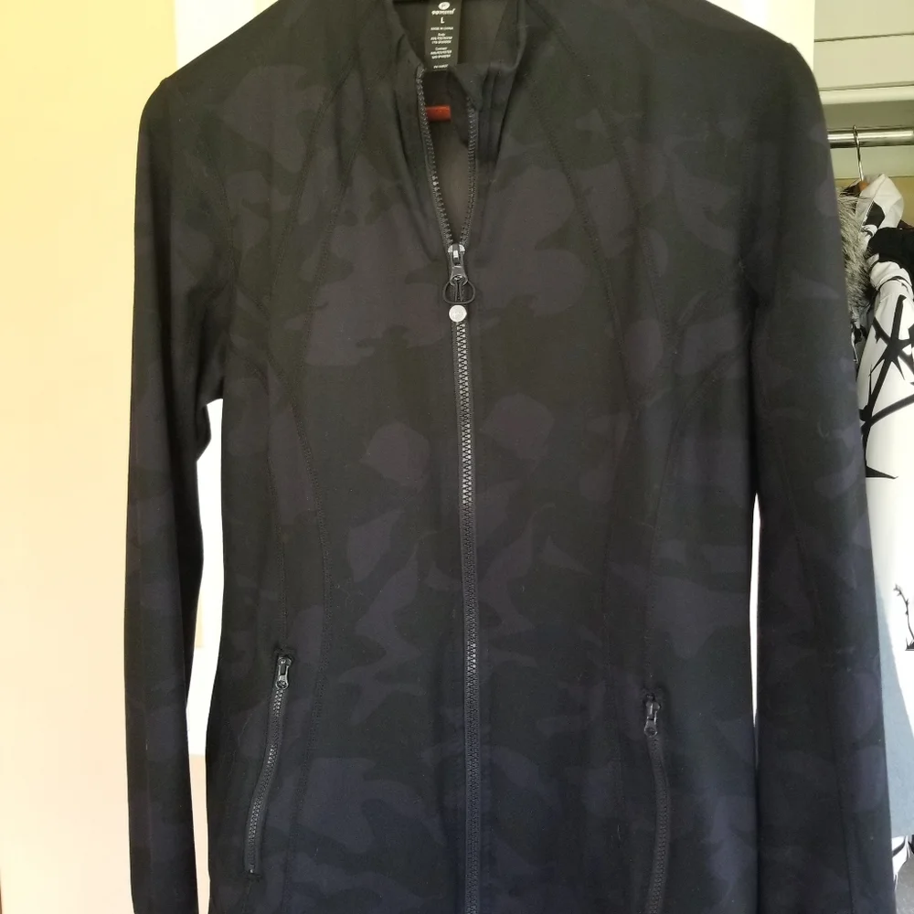 Jacket - Picture 1 of 5